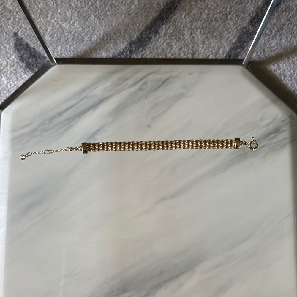 Gold Geometric Bracelet with Flexible Design